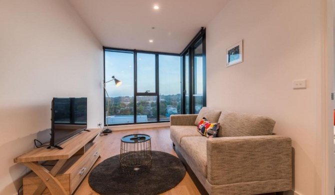 Whitehorse Tower Deluxe 1 Bedroom with View