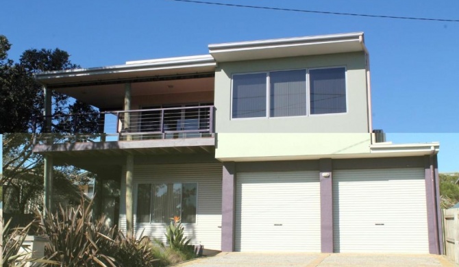 61 Red Rocks Rd, Cowes