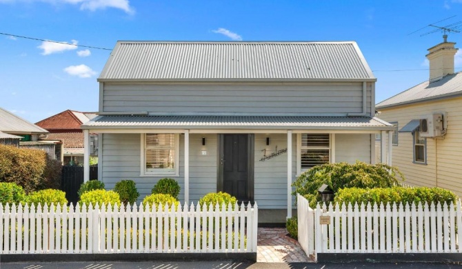 Geelong West Miner's Cottage