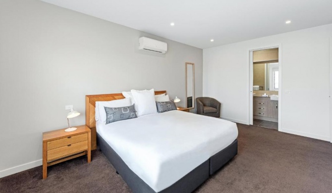 Fawkner Executive Suites & Serviced Apartments