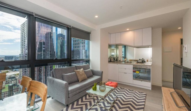 Central 2 Bedroom Deluxe Apartment@La Trobe Tower