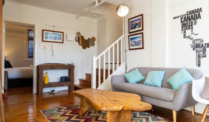 Delightful 3BD Apt near Chapel St in St Kilda!