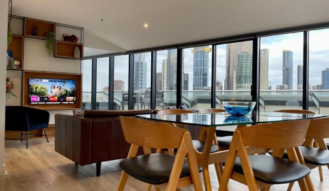 Flinders Luxury Penthouse
