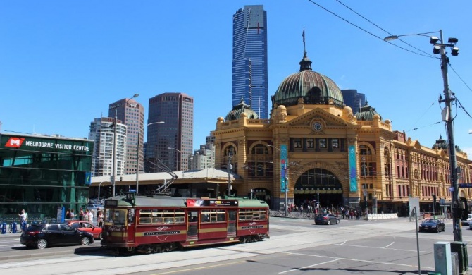 Flinders Street 238, CLEMENTS HOUSE at Federation Square, Melbourne, Australia