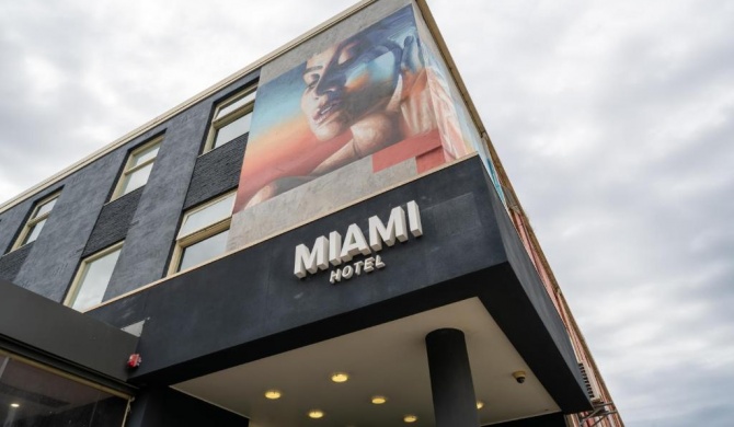 Miami Hotel Melbourne