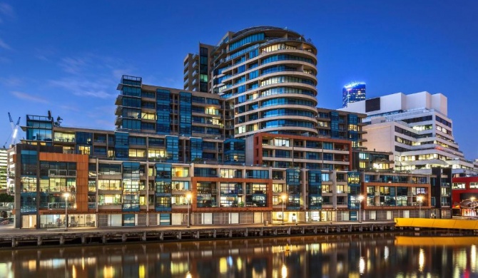 Waterfront Melbourne Apartments