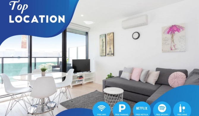 South Yarra City View Apartment with Car Park, Amazon Alexa, Spotify, Netflix, and WiFi