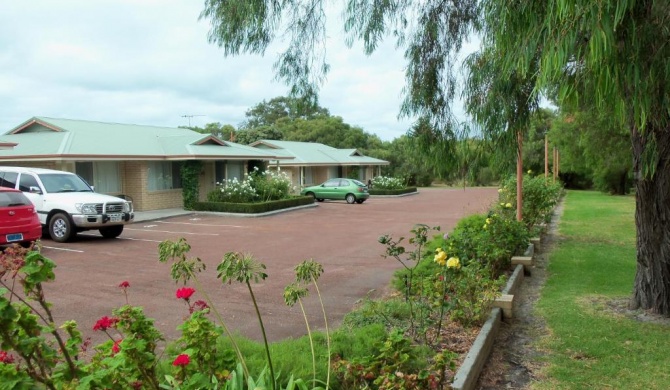 Emu Point Motel