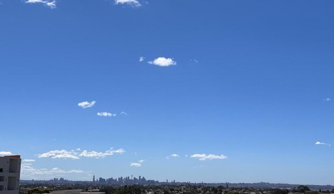 Hurstville New apartment with city view