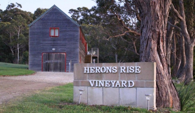 Herons Rise Vineyard Accommodation