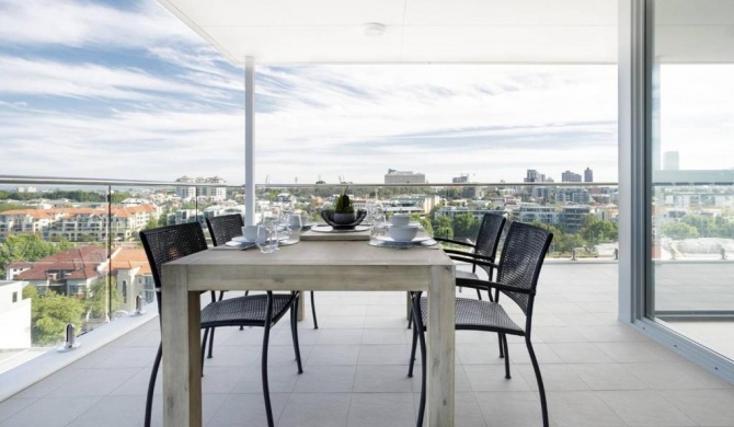 Minimalist Penthouse Condo with Skyline Vistas