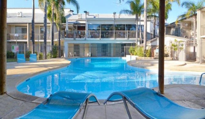 Mandurah Motel and Apartments