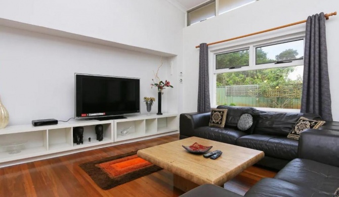 Spacious 5 Bed Home Close To Cottesloe Beach