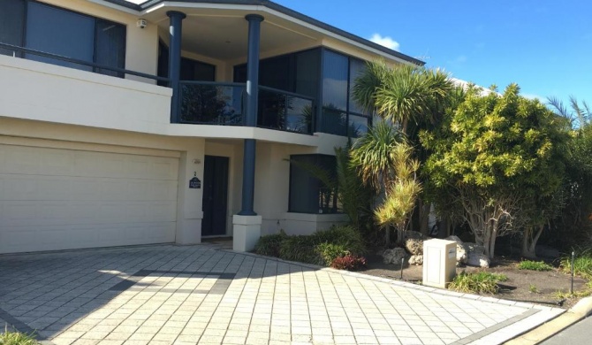 Seahaven by Rockingham Apartments