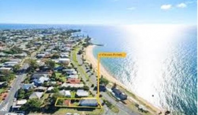 Beachside Queenslander