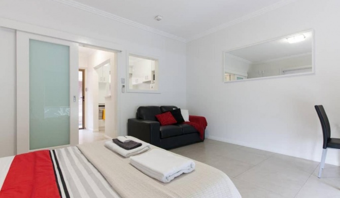 M4 West Perth Studio Apartment